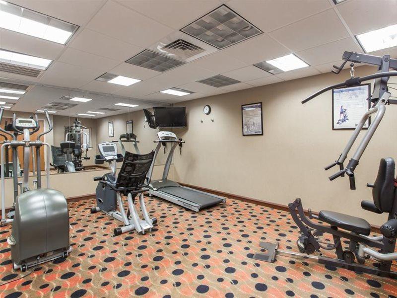 Days Inn & Suites By Wyndham Fort Pierce I-95 Esterno foto
